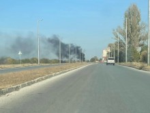 Черен дим до река Марица трови въздуха на Пловдив