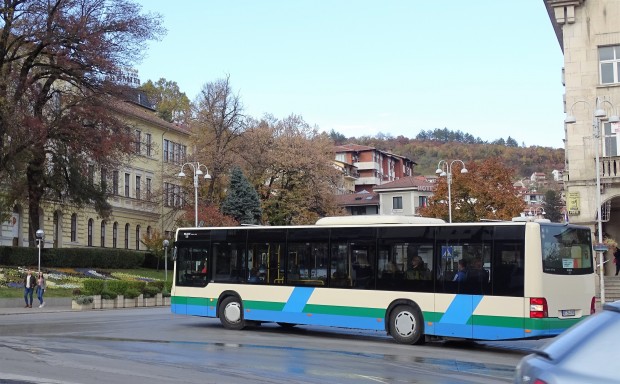Два безплатни автобуса пускат за Задушница във Велико Търново