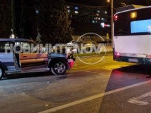 Шофьор с над 2 промила алкохол удари автобус