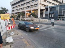 Пробивът до Водната палата е спрян, но не и проблемите около него