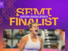 Арина Сабаленка и Мария Сакари са първите полуфиналистки на финалите на WTA