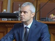 Българите в чужбина с петиция срещу избирането на Костадинов за шеф на парламентарна комисия