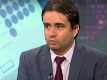 Божанов: Странно беше връщането на хартиената бюлетина