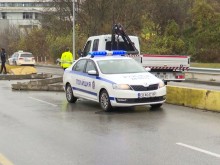 Дипломатически автомобил катастрофира в София