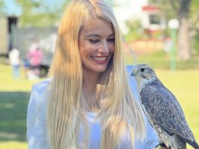 Ева Веселинова отново се гласи за телевизията