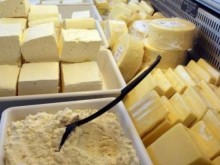 Най-после обясниха защо сиренето и кашкавалът поскъпнаха толкова много