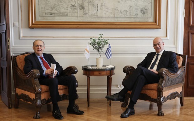 Дендиас и Касулидес ще обсъдят кипърския въпрос и ситуацията в Източното Средиземноморие