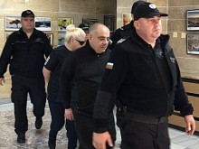 Черната вдовица: Моля за снизхождение!
