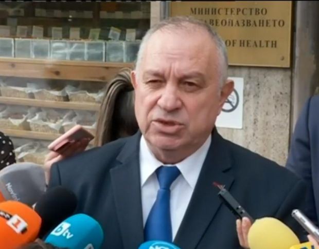 Зам.-министър Златанов: Към следващия бюджет са предвидени средства за повишаване заплатите на работещите в Спешна помощ