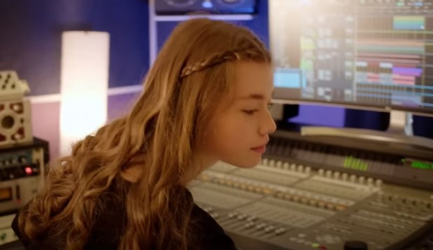 15-годишната Валерия Стоянова създава своя авторска музика