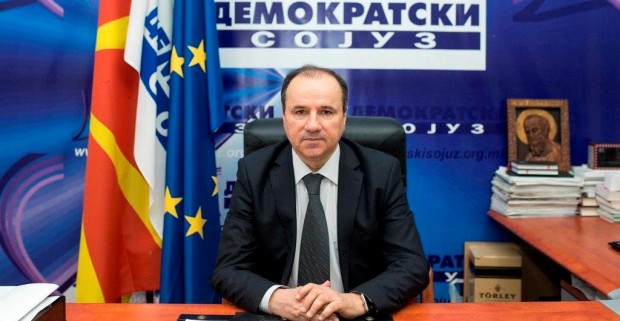 Лидерът на ДС: Нямам нищо против българите да са в Конституцията, но само на реципрочна основа