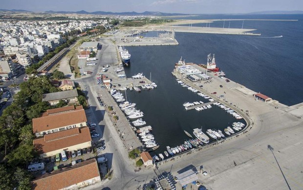 Гърция е на път да отмени търга за пристанището в Александруполис