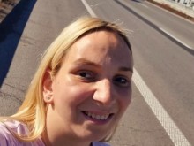 Емили Тротинетката е била на косъм от смъртта през уикенда, пробвала да се самоубие!