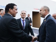 Румен Радев и Мохамед ал-Менфи: България и Либия ще насърчат бизнеса от двете държави за осъществяването на проекти от взаимен интерес