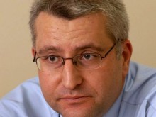 Доц. Светослав Малинов: Всяка партия иска да се позиционира с минимална вина и с максимално придържане към предизборните си обещания
