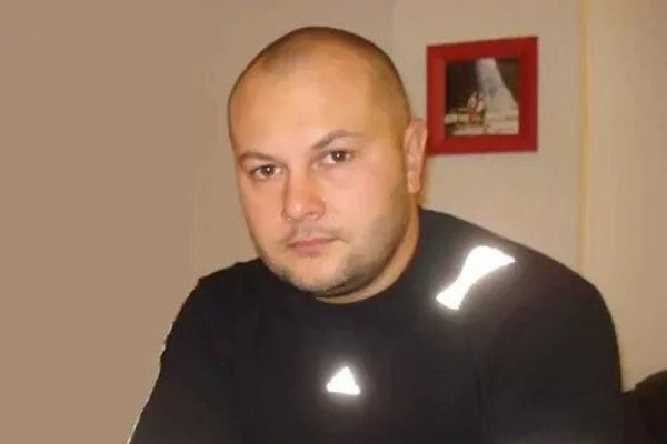 39 годишният Галин Петров Стоянов намушкал с нож 29 годишната си съпруга