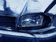 Автомобил се преобърна при тежка катастрофа при Владая в посока София