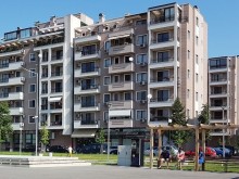 Експерт: Как със събрани от мама и тате 20 000-30 000 евро хора си купуват апартамент и вземат кредит по 100 000 евро?