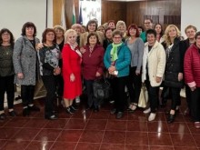 Корнелия Нинова: Искаме младите до 26 години да бъдат освободени от данък върху доходите