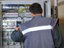 Депутатите решиха докога битовите клиенти ще останат на регулирания пазар за електроенергия 