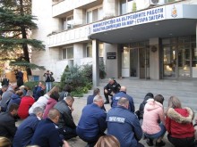 С вой на сирени и минута мълчание от ОДМВР-Стара Загора почетоха паметта на убития граничен полицай