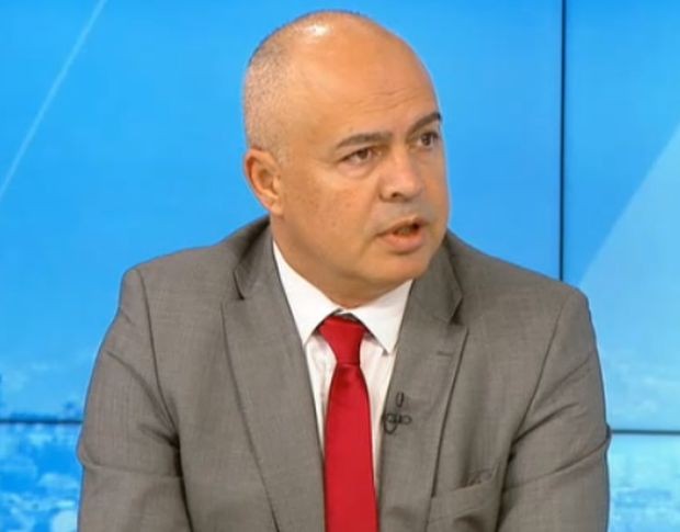 Георги Свиленски: Много е удобно на служебния кабинет да работи без правителство и без контрол