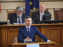 Кристиан Вигенин: Служебният министър на вътрешните работи не предлага конкретни мерки за мигрантския натиск