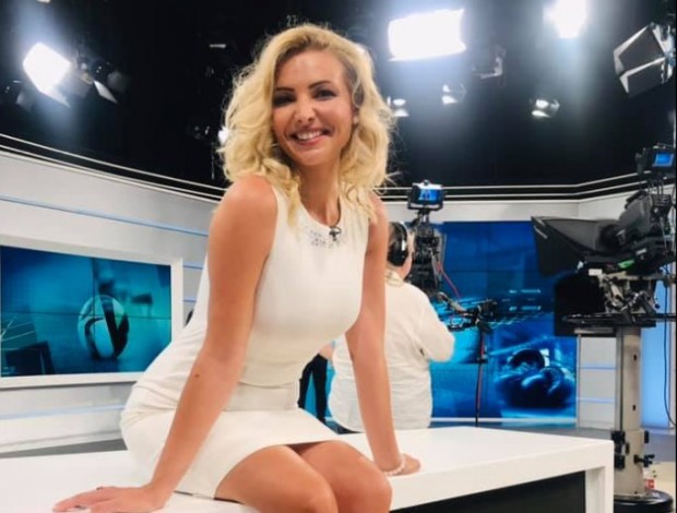 Водещата на прогнозата за времето по Националната телевизия Ева Кикерезова