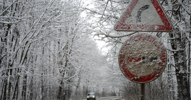 Зимно поддържане на републиканската пътна мрежа в Търновско въвеждат от днес