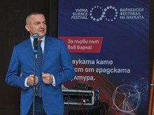 Фестивал на науката събра стотици деца във Варна