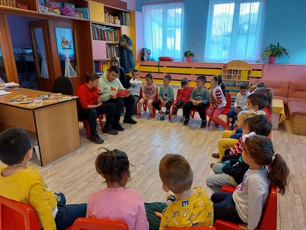 Традиционната изява "Деца четат на деца" се проведе в Смолян