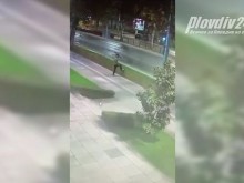 Охранителна камера засне гаменска проява в Пловдив