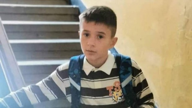 Издирват 8 годишно момче  изчезнало в района на Профилакториума в Перник съобщиха