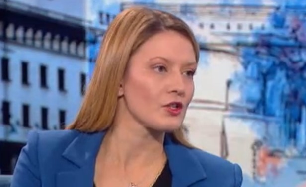Цветелина Пенкова: Изпълнили сме всички условия за приемането ни в еврозоната