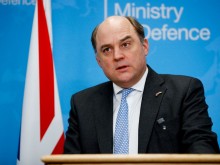 Украйна няма причина да прекратява военните действия, твърди британският министър на отбраната