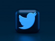 В "Туитър" започнаха масови съкращения, включително на модератори