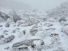 Първият сняг падна на Черни връх