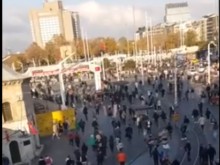Експлозия в центъра на Истанбул, има загинал и много ранени