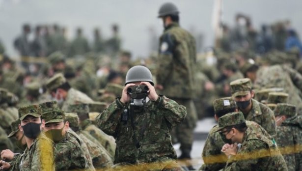 Bloomberg: Страхът от Китай кара Япония да се готви за война