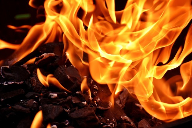 Пожар пламна в бунгало във Видинско поради късо съединение 
