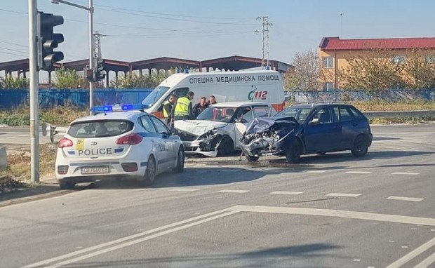</TD
>За тежък инцидент на Околовръстното на Пловдив научи Plovdiv24.bg. Той