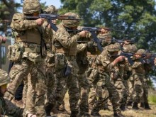 ЕС стартира мисия за обучение на украинската армия