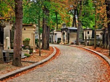 Гробище е известна туристическа атракция