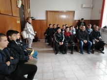 В Районен съд- Враца се проведе първата беседа с ученици от кампанията на съда за повече отговорност на пътя