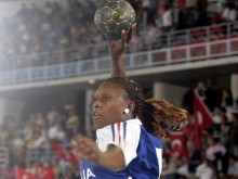 Черна гора и Франция стигнаха полуфиналите на Евро 2022 по хандбал за жени