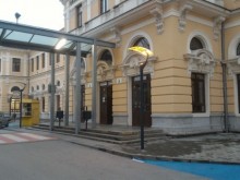 От уличен телефон в Пловдив е подаден сигналът за бомба на Гарата
