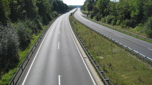 Катастрофа затруднява движението по път I-5 Стара Загора - Казанлък