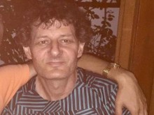 Мъжът от снимката се издирва в Пловдив и близките села