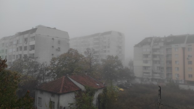 Гъста мъгла има в Пловдив