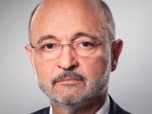 Министър Меджидиев: Полагаме огромни усилия да реализираме проекта за модернизиране на спешната помощ в срок